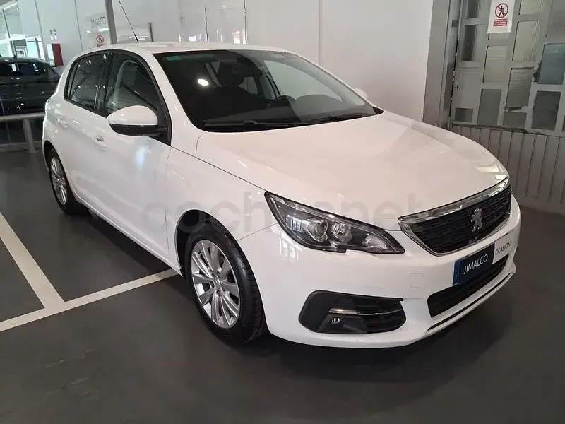 Usado Peugeot 308 Style 110 CV (80 kW) 2020 Blanco Berlina