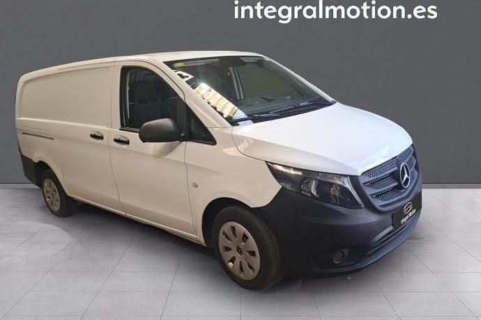 Usado Mercedes Vito 102 CV (75 kW) 2021 Van