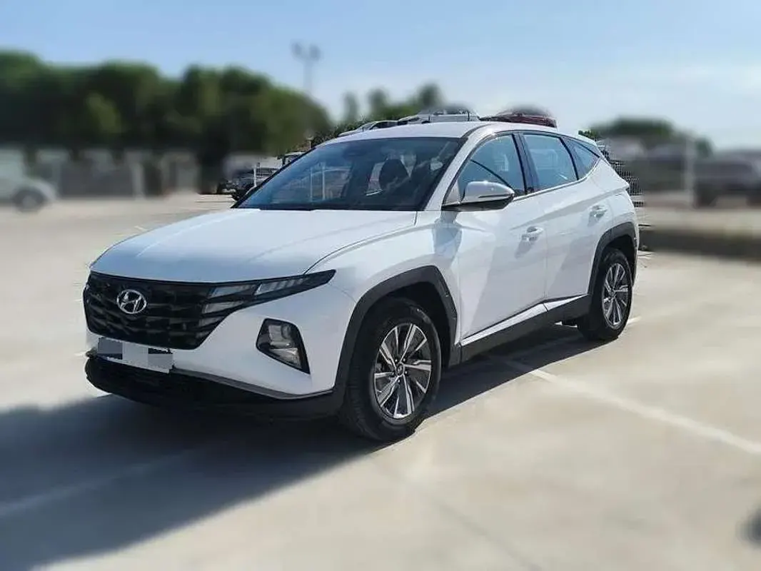 Usado Hyundai Tucson 150 CV (110 kW) 2024 Blanco SUV