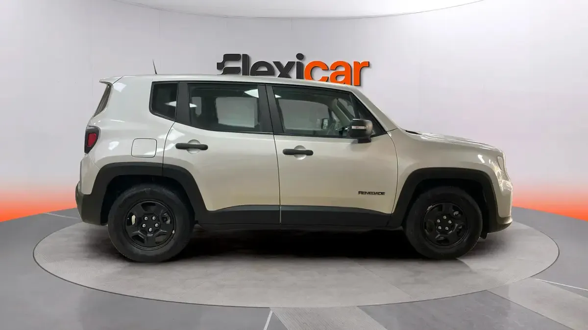 Usado Jeep Renegade Sport 120 CV (88 kW) 2018 Gris SUV