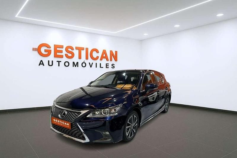 Negro Usado 2018 Lexus CT200h Executive Line Berlina | 16.990 € (Buen precio) - Imagen 1/4