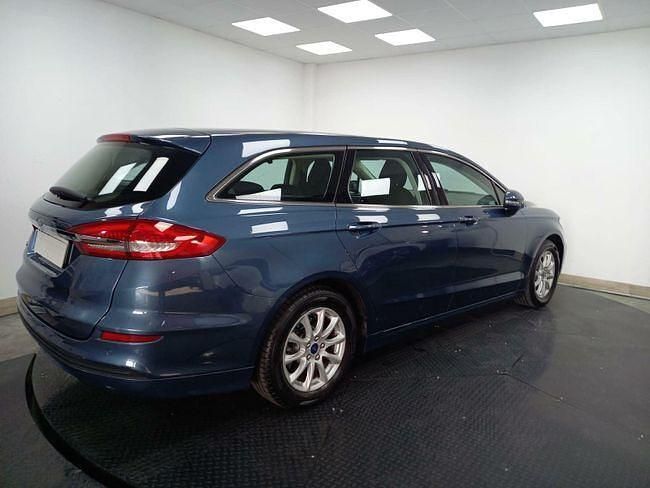 Usado Ford Mondeo Trend 193 CV (141 kW) 2019 Azul Familiar