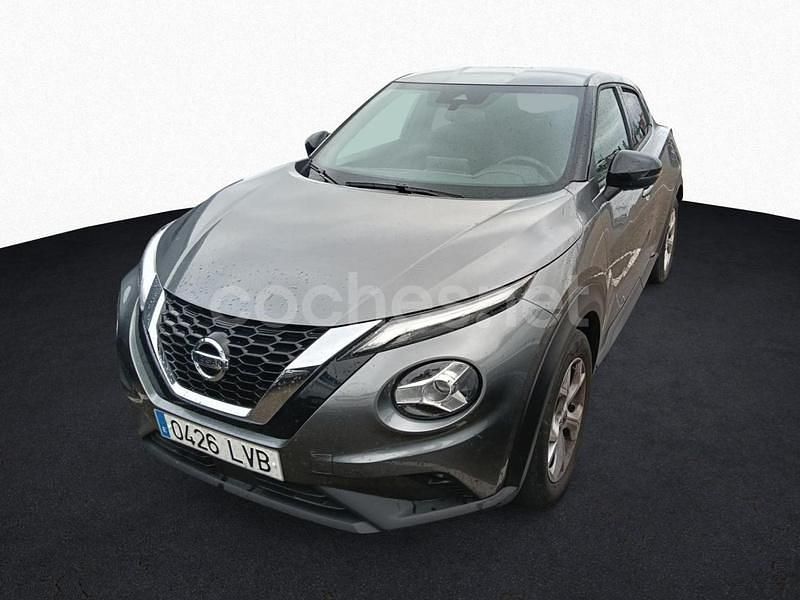 Usado Nissan Juke N-Connecta 114 CV (83 kW) 2021 Gris / plata SUV