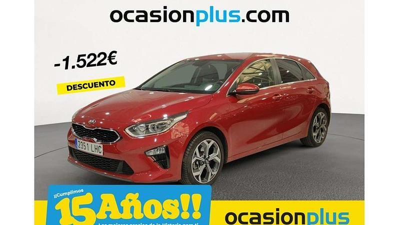 Rojo Usado 2020 Kia Ceed GT GT-Line Utilitario | 15.228 € (Precio justo) - Imagen 1/4