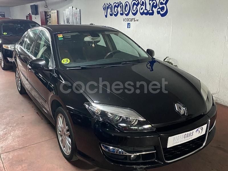 Negro Usado 2010 Renault Laguna III Dynamique Berlina | 5999 € (Precio justo) - Imagen 1/4