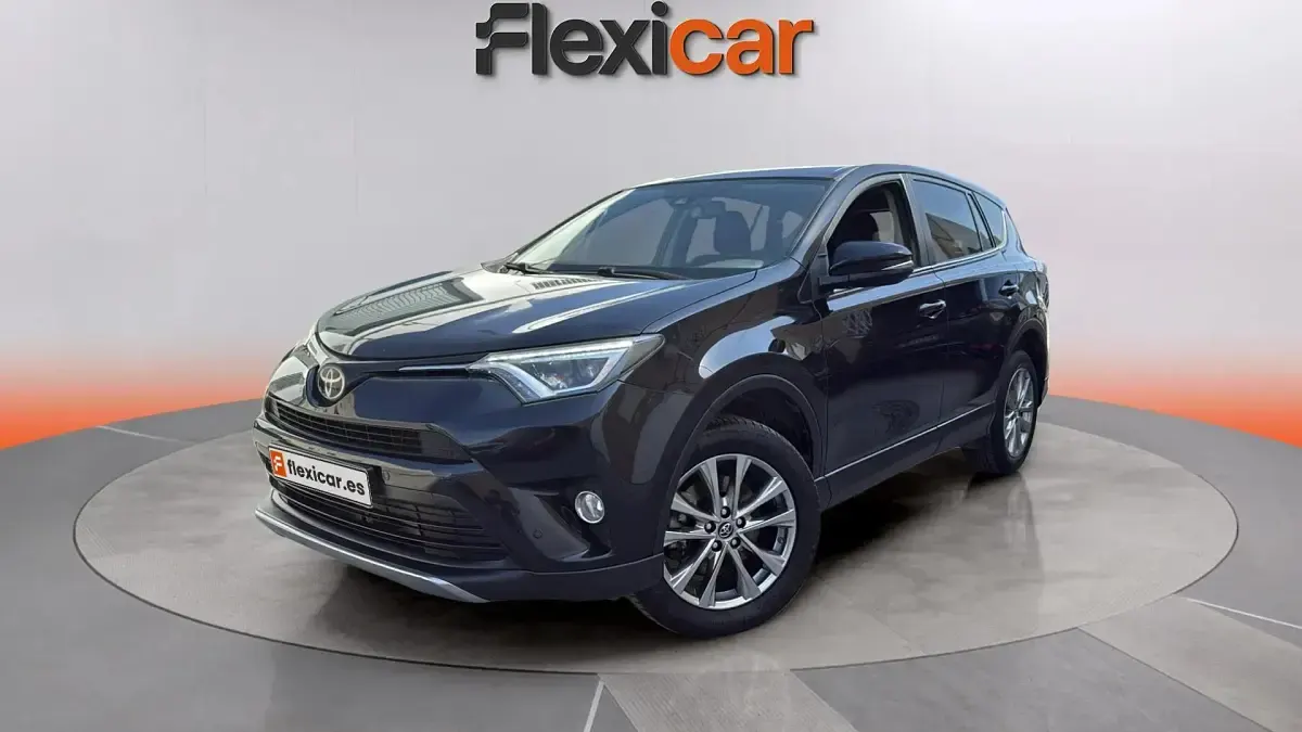 Usado Toyota RAV4 Advance 144 CV (105 kW) 2017 Negro SUV