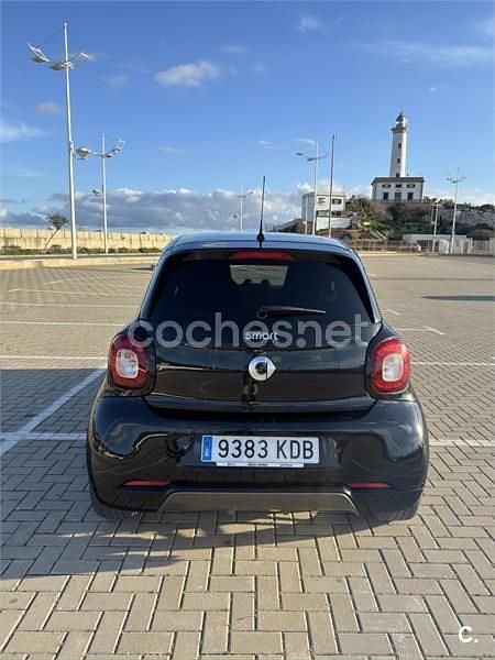 Negro Usado 2017 Smart ForFour Passion Berlina | 10.500 € (Precio justo) - Imagen 1/4