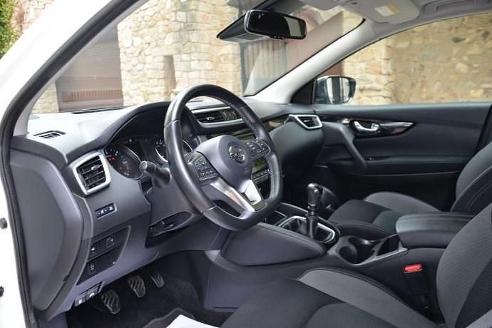 Usado Nissan Qashqai N-Connecta 116 CV (85 kW) 2021 Blanco SUV
