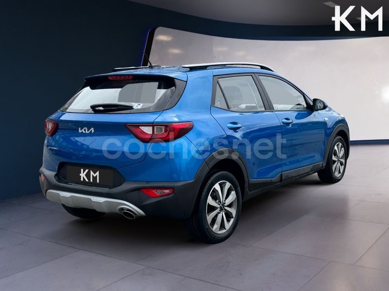 Usado Kia Stonic Plus 84 CV (61 kW) 2022 Azul SUV