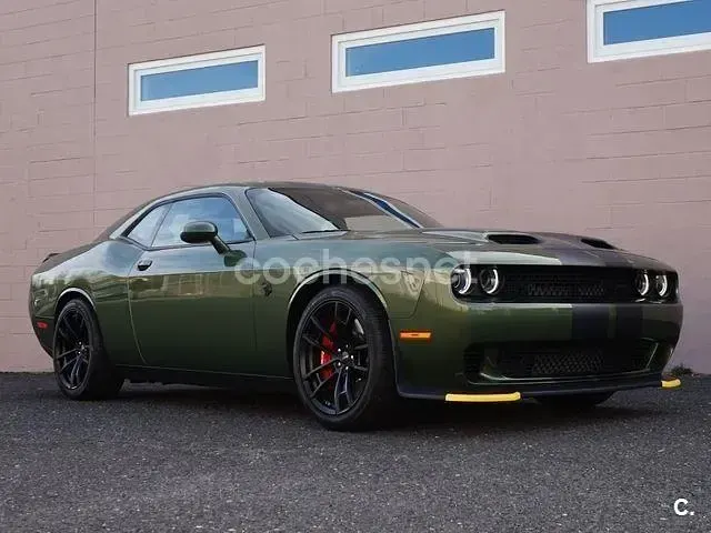 Usado Dodge Challenger SXT 303 CV (222 kW) 2023 Verde Coupe
