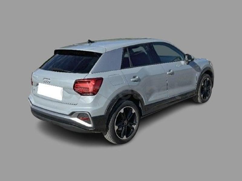 Usado Audi Q2 S-Line 116 CV (85 kW) 2022 Gris / plata SUV