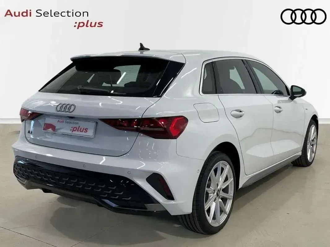 Nuevo Audi A3 Sportback e-tron 204 CV (150 kW) 2026 Blanco Utilitario