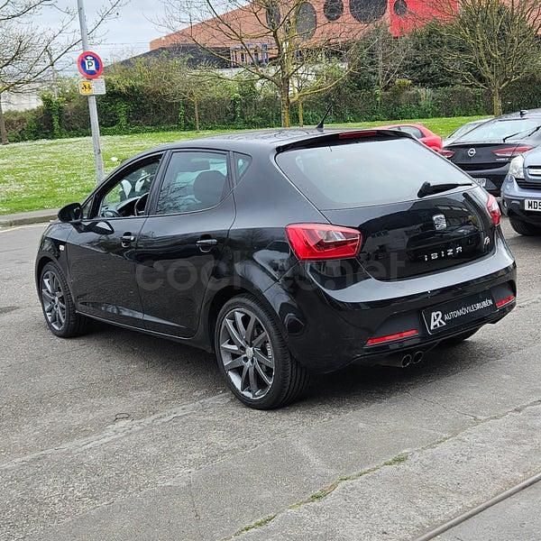 Usado Seat Ibiza FR 105 CV (77 kW) 2013 Negro Berlina