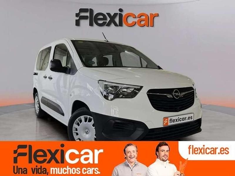Usado Opel Combo Life Edition 102 CV (75 kW) 2022 Blanco Monovolumen