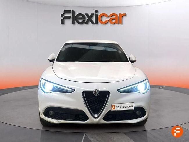 Usado Alfa Romeo Stelvio Executive 210 CV (154 kW) 2019 Blanco SUV