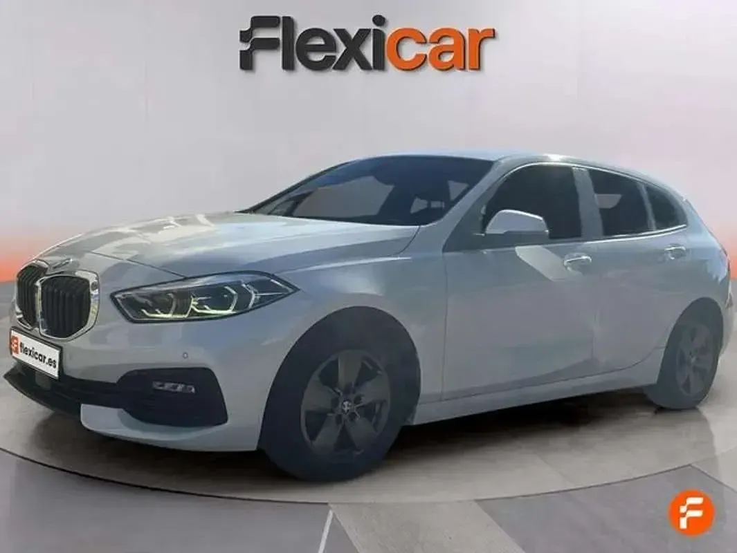 Usado BMW 116 116 CV (85 kW) 2021 Blanco Utilitario