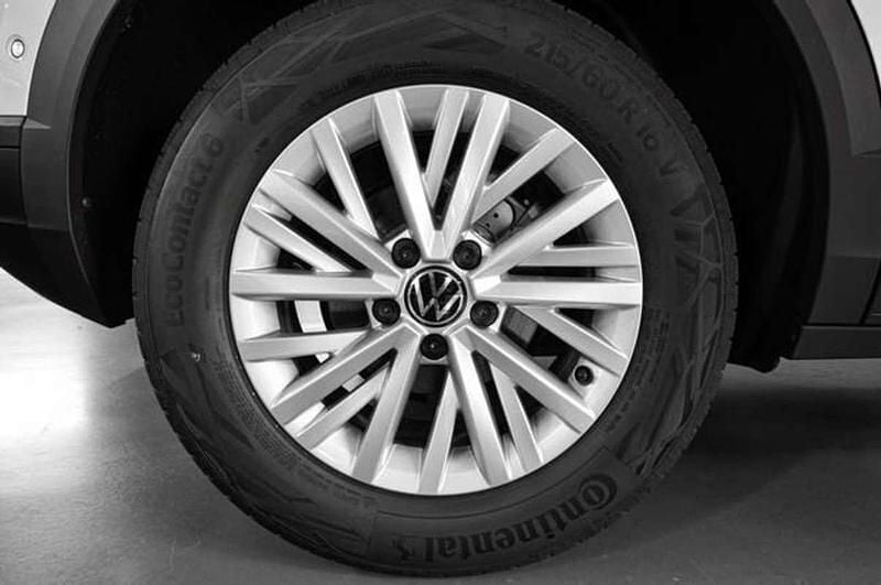 Usado VW T-Roc 110 CV (80 kW) 2023 Blanco SUV