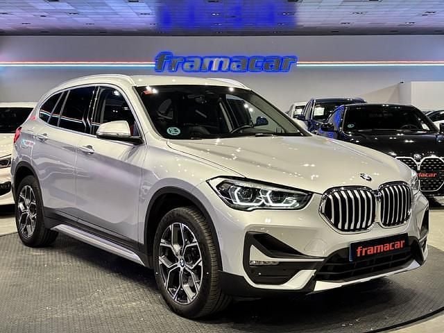Usado BMW X1 xLine 136 CV (100 kW) 2021 Gris plata SUV