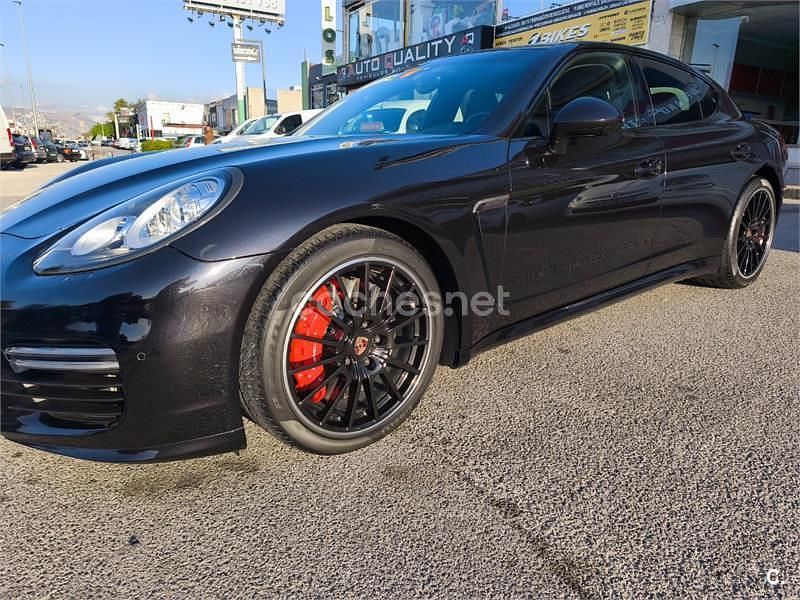 Usado Porsche Panamera Turbo 500 CV (367 kW) 2014 Negro Berlina