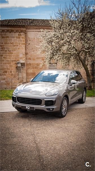 Usado Porsche Cayenne 262 CV (192 kW) 2016 Gris / plata SUV