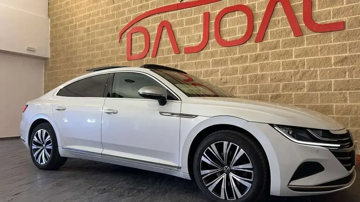 Usado VW Arteon Elegance 218 CV (160 kW) 2021 Blanco Coupe