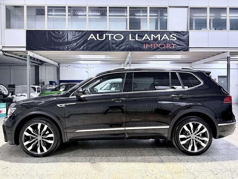 Usado VW Tiguan Allspace Sportline 200 CV (147 kW) 2021 Negro SUV