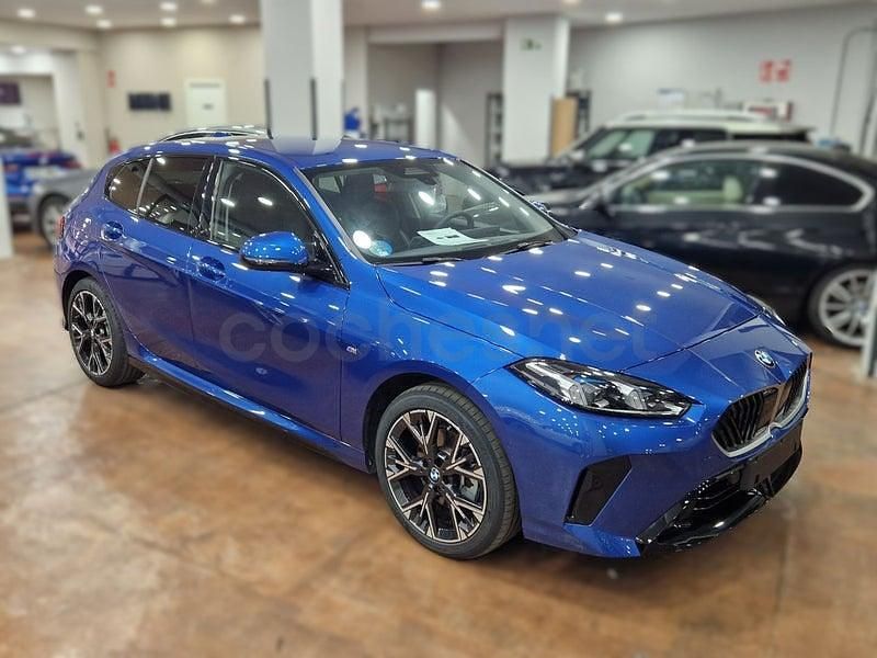 Usado BMW 120 Comfort Edition 163 CV (119 kW) 2025 Azul Utilitario