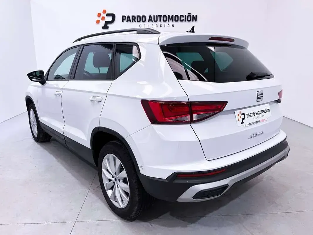 Usado Seat Ateca Style 150 CV (110 kW) 2025 Blanco SUV
