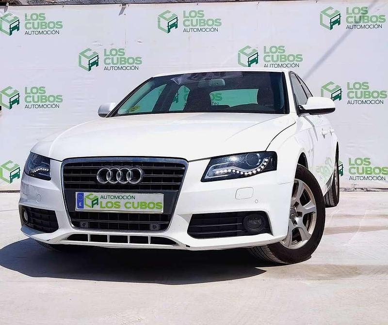 Blanco Usado 2005 Audi A4 Premium Familiar | 9999 € - Imagen 1/4