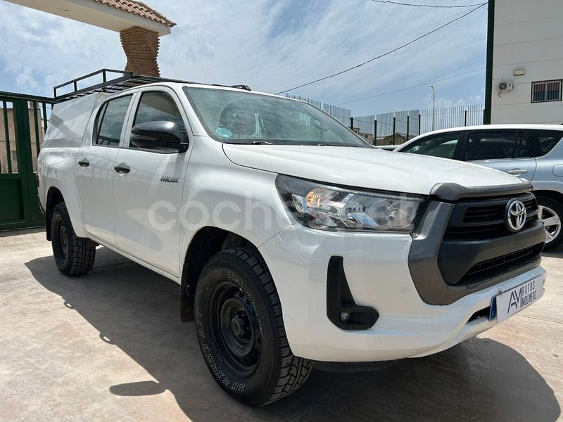 Blanco Usado 2021 Toyota HiLux Recogida | 28.500 € (Precio justo) - Imagen 1/4