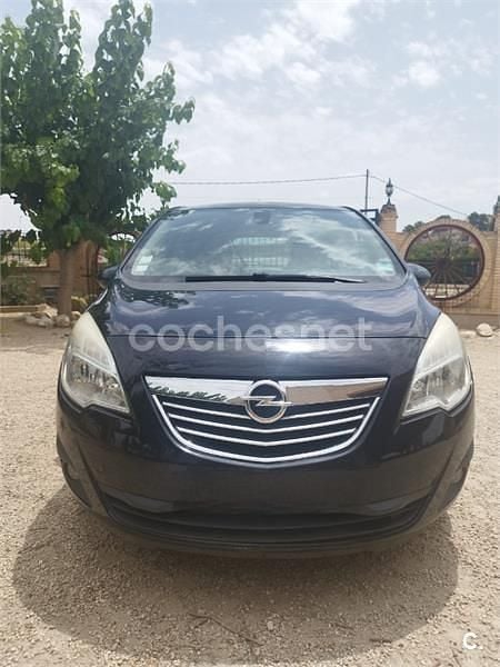 Negro Usado 2011 Opel Meriva Cosmo Monovolumen | 2990 € (Super precio) - Imagen 1/4