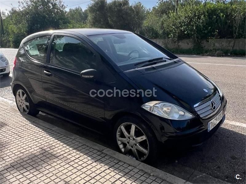Usado Mercedes A150 Elegance 95 CV (69 kW) 2006 Negro Monovolumen