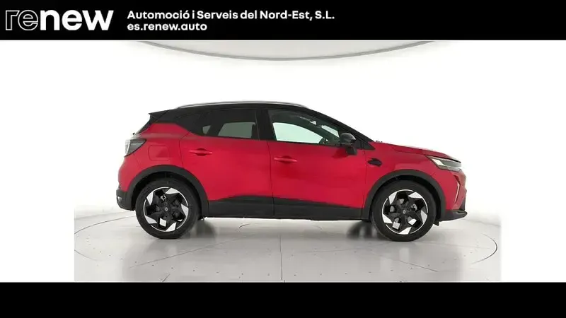 Usado Renault Captur Techno 100 CV (73 kW) 2025 Roso SUV