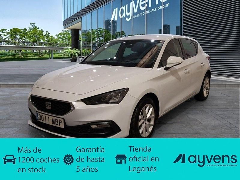Usado Seat Leon Style 116 CV (85 kW) 2022 Blanco Berlina