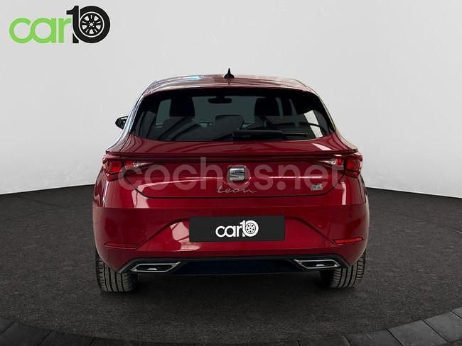Usado Seat Leon FR 204 CV (150 kW) 2021 Rojo Berlina