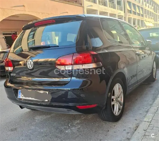 Usado VW Golf VI Sport 105 CV (77 kW) 2010 Negro Utilitario