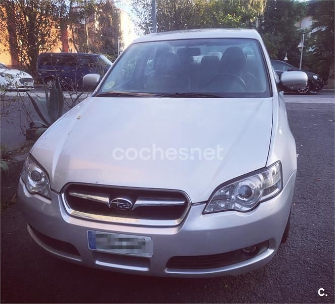 Gris / plata Usado 2005 Subaru Legacy Berlina | 3500 € - Imagen 1/4