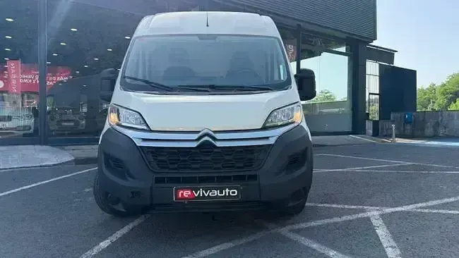 Usado Citroën Jumper 140 CV (102 kW) 2021 Blanco Monovolumen