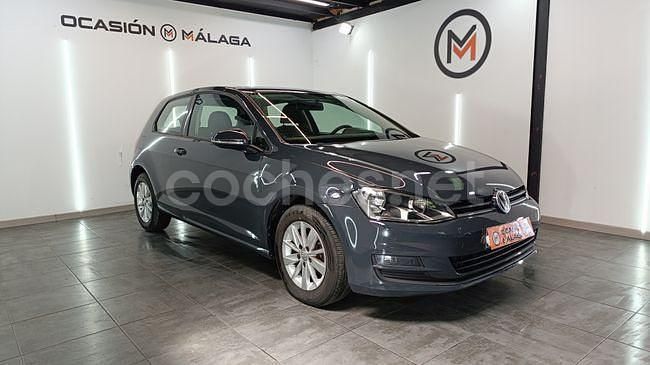 Usado VW Golf 105 CV (77 kW) 2013 Negro Berlina