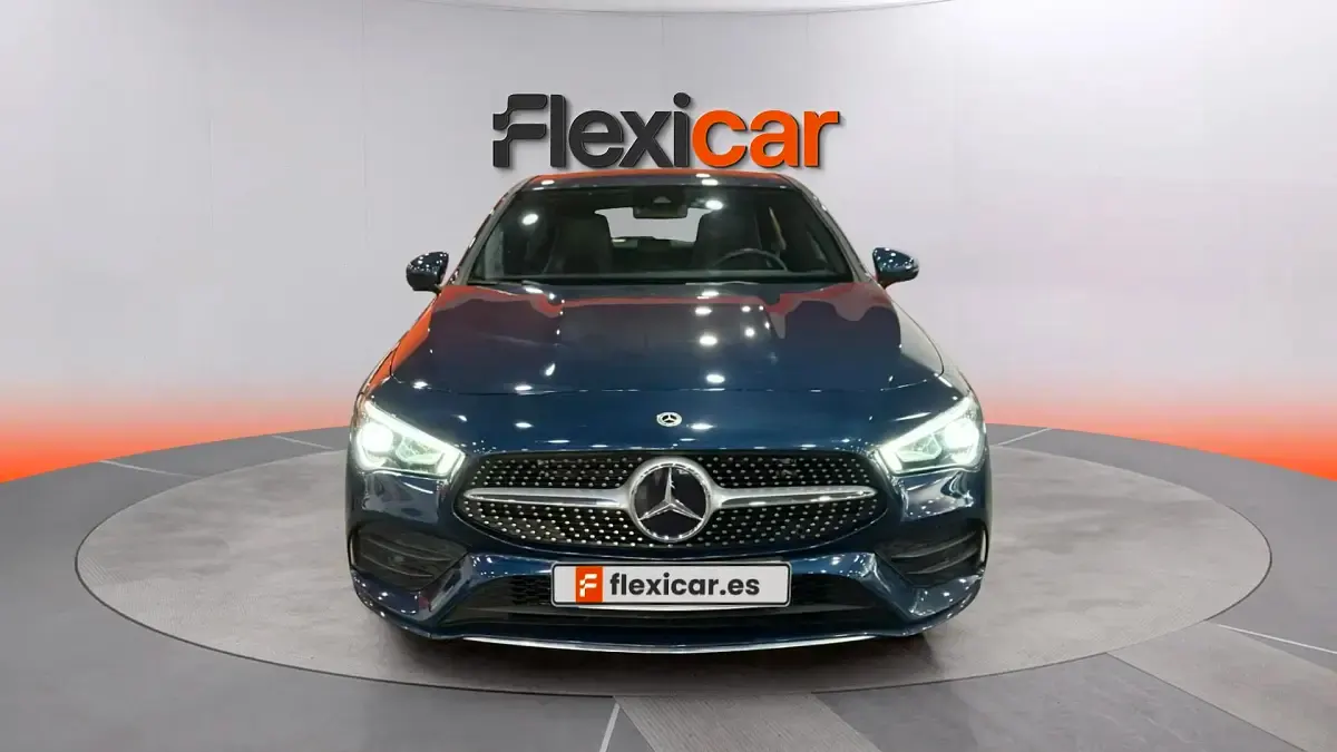 Usado Mercedes CLA200 150 CV (110 kW) 2024 Azul Coupe