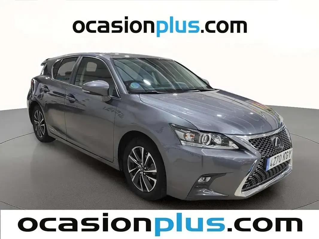 Usado Lexus CT200h Business Edition 136 CV (100 kW) 2018 Gris Utilitario