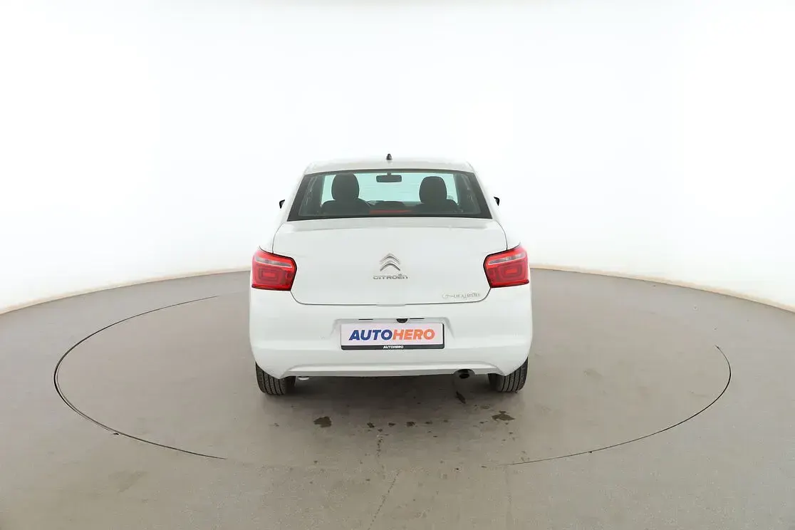 Usado Citroën C-Elysee I Shine 102 CV (75 kW) 2020 Blanco Berlina
