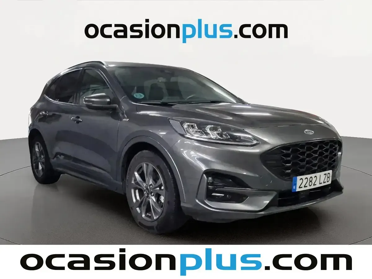 Usado Ford Kuga ST-Line X 150 CV (110 kW) 2022 Gris / plata SUV