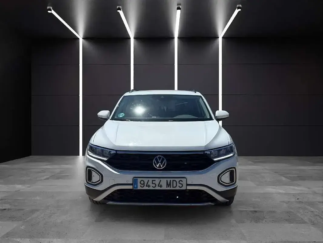Usado VW T-Roc Life 116 CV (85 kW) 2023 Blanco SUV