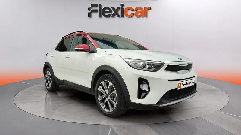Usado Kia Stonic 101 CV (74 kW) 2020 Blanco SUV