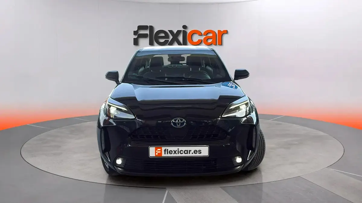 Usado Toyota Yaris Active 116 CV (85 kW) 2023 Negro Utilitario