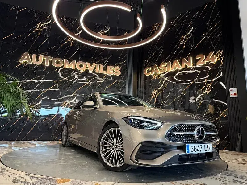 Usado Mercedes C220 200 CV (147 kW) 2022 Gris / plata Berlina