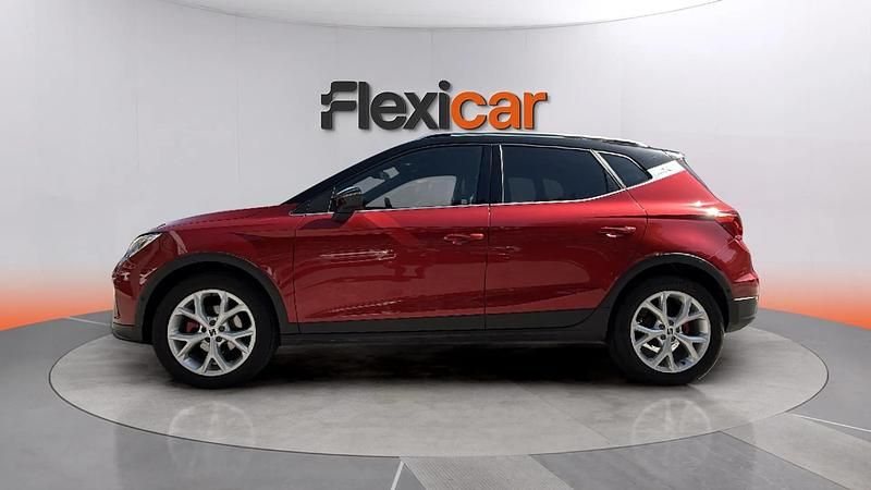 Usado Seat Arona FR 150 HP (110 kW) 2023 Vermelho SUV
