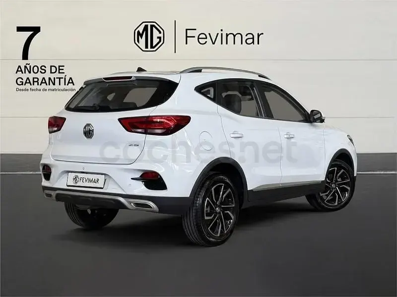 Usado MG ZS Luxury 111 CV (81 kW) 2024 Blanco SUV