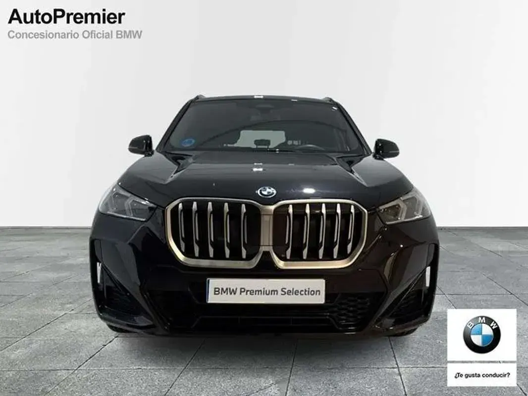Käytetty BMW X1 Comfort Edition 245 HP (180 kW) 2025 Musta Katumaasturi